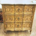 261 1265 CHEST OF DRAWERS